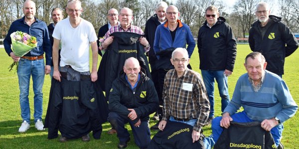Foto: Waardering voor de Dinsdagmiddagploeg